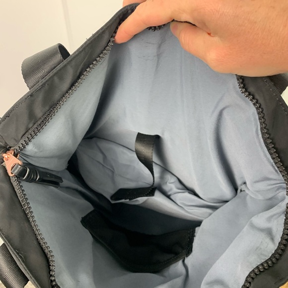 Calia by Carrie Underwood Black Nylon Classic Tote Bag Dual Handle Gym Travel - Picture 10 of 10